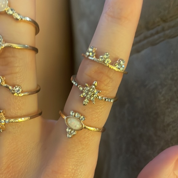 Gold ring - Picture 4 of 6